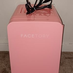 Facetory Skincare Mini Fridge